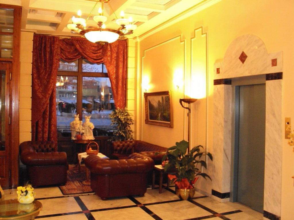 Astoria Hotel Traditional Komotini Exterior photo